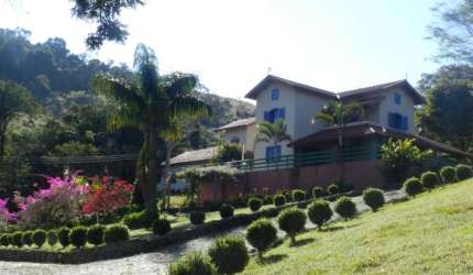 Sítio para Venda em Caldas, Bom Retiro, 7 dormitórios, 5 banheiros, 2 vagas