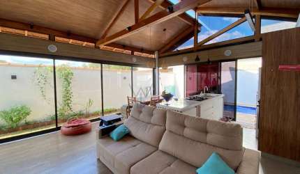 Casa com 3 quartos à venda, 105 m² por R$ 689.000 - Cotia - Cotia/SP