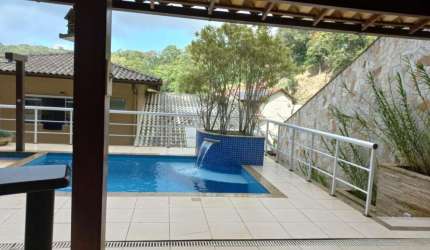 Linda Casa dentro de Condomínio - Pendotiba