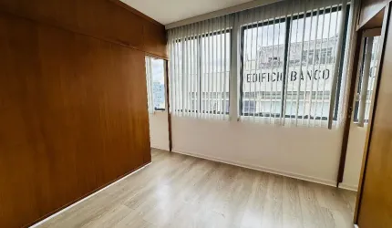 Conjunto comercial Recepção 2 Salas com 2 Banheiros no Centro