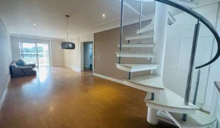 Cobertura 240 m² privativos, 3 quartos (suíte), 2 vagas, Jardim Botânico.