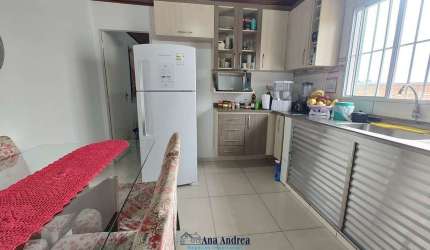 Itapecerica da Serra, Casa com 715m de terreno