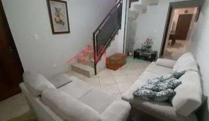 Este é o sobrado dos seus sonhos! Localizado em Alves Dias - São Bernardo do Campo, este imóvel conta com uma área útil de 167.0m², o que proporciona muito espaço e conforto para você e sua família. C