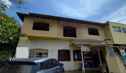 Prédio à venda na Rua Butenbender, 395, Fátima, Canoas por R$ 690.000