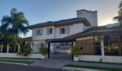 Casa com 3 quartos à venda na Rua Suíça, 270, Marechal Rondon, Canoas por R$ 1.650.000