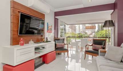 Apartamento com 2 quartos à venda na Rua Eça de Queiroz, 705, Petrópolis, Porto Alegre por R$ 797.000