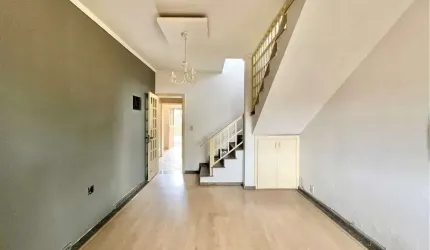 Casa com 2 quartos à venda na Rua Expedicionário, 293, Nossa Senhora das Graças, Canoas por R$ 600.000