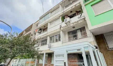 Apartamento com 2 quartos à venda na Rua Santo Antônio, 591, Floresta, Porto Alegre por R$ 310.000