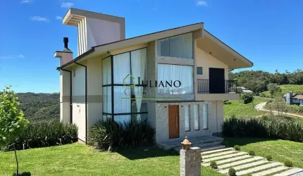CASA COM À VENDA, em condomínio fechado em Rancho Queimado/SC