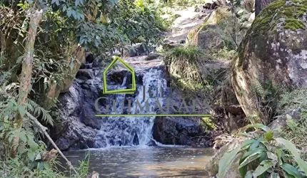 LINDO TERRENO com CACHOEIRA, com 3 HECTARES á venda em ANITÁPOLIS  SC