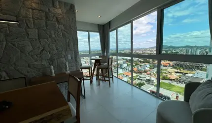 O maior Pé na areia em Balneário Piçarras
