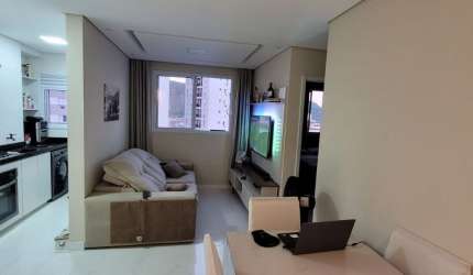 Apartamento de 2 dormitórios 40m² no Vivamar totalmente reformado