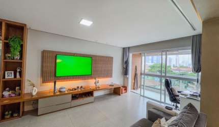 Apartamento de 2 dormitórios 101m² na quadra da praia na Aparecida