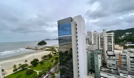 Apartamento de 2 suítes 82m², porteira fechada no José Menino 630mil