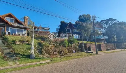 Terreno à venda na Pessegueiro, 404, Carniel, Gramado, 469 m2 por R$ 750.000