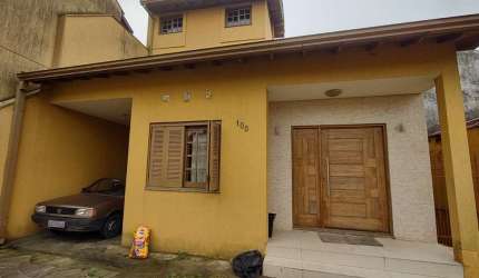 Casa com 4 quartos à venda na Rua Professor José Maria Rodrigues, 100, Vila Ipiranga, Porto Alegre, 300 m2 por R$ 520.000