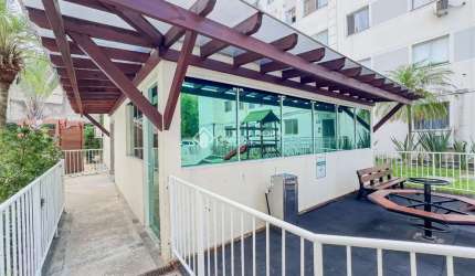 Apartamento com 2 quartos à venda na Avenida João Ferreira Jardim, 138, Parque Santa Fé, Porto Alegre, 47 m2 por R$ 170.000