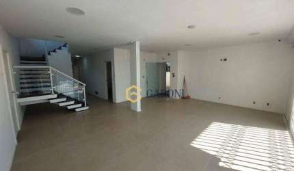 Casa comercial para locação na Lapa.