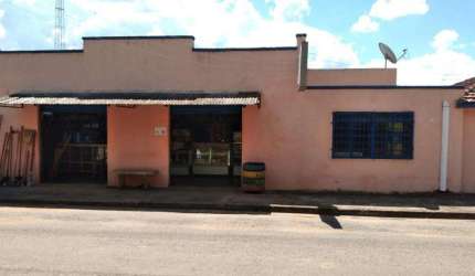 Casa com ponto comercial a venda no bairro Morro do Alto- Itapetininga/SP