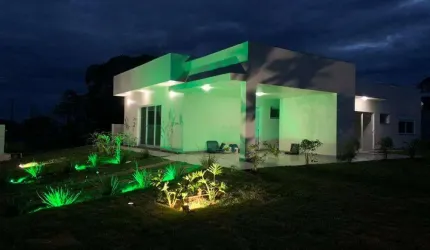 Magnifica casa a venda no condomínio Riviera de Santa Cristina III