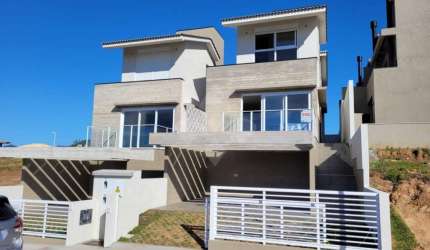 Casa em condomínio fechado com 3 quartos à venda na Lidio Crispim, 200, Ferraz, Garopaba por R$ 1.350.000