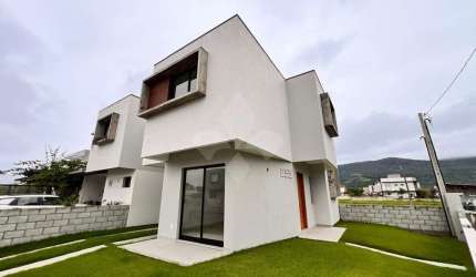 Casa em condomínio fechado com 3 quartos à venda na Pedro Miguel Linhares, 20, Areais da Palhocinha, Garopaba por R$ 697.000