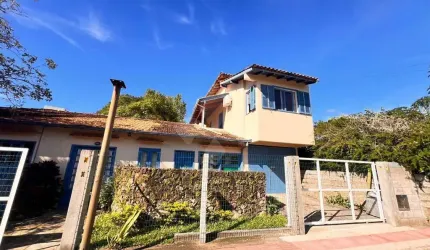 Prédio à venda na Das Bromélias, 35, Capão, Garopaba por R$ 2.700.000