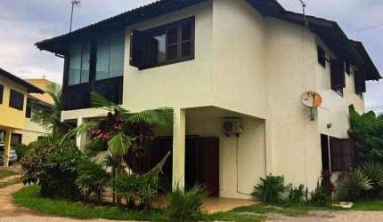 Casa em condomínio fechado com 3 quartos à venda na Rua dos Flamboyants, 222, Ferraz, Garopaba por R$ 1.700.000
