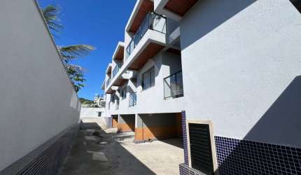 Casa em condomínio fechado com 3 quartos à venda na João Lino Da Silva Netto, 420, Centro, Garopaba por R$ 1.350.000