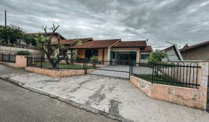 Casa com 3 quartos à venda no Testo Rega, Pomerode , 195 m2 por R$ 690.000