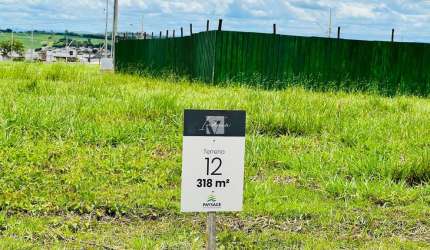 Terreno na primeira rua do Condomínio Indaiá Londrina - 318 metros quadrados