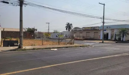 Terreno de Esquina a Venda Bairro Tibery