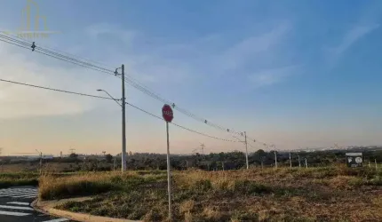 Terreno à venda no Olaria