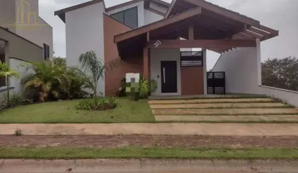 Casa em condomínio fechado à venda no Jardim D'Icaraí com 3 quartos