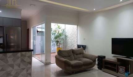 Oportunidade! Casa com 3 Quartos (1 Suíte) + Área Gourmet Completa