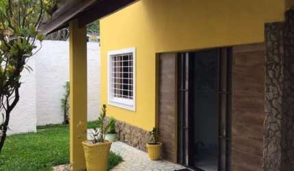 Casa 05 quartos à Venda - Prainha e Martim de Sá - Caraguatatuba/SP