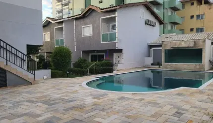 Sobrado com 3 suites à Venda - Jardim Aruan - Caraguatatuba/SP