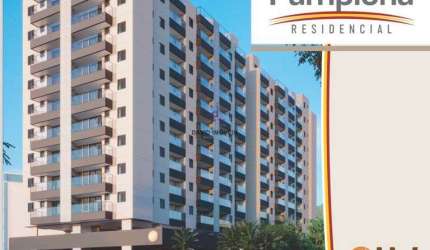 Apartamento à Venda com 2 quartos, 2 banheiros e 77m²