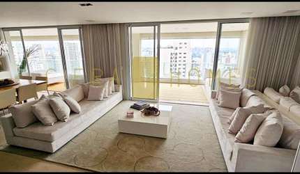 Apartamento luxuoso e espetacular à venda, com 275 m², varanda gourmet, 2 suítes, 4 vagas de garage