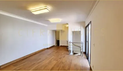 Cobertura reformada com 2 dormitórios, terraço amplo e lazer completo em ótima localização.