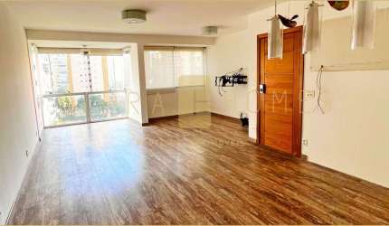 Apartamento com 4 dorms, para locação e venda, em Moema, com lazer completo, perto do metrô e parqu