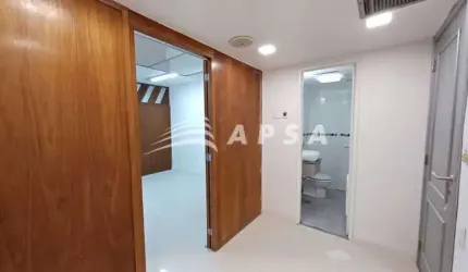 Sala comercial com 1 sala à venda na Avenida Marechal Câmara, Centro, Rio de Janeiro, 45 m2 por R$ 220.000