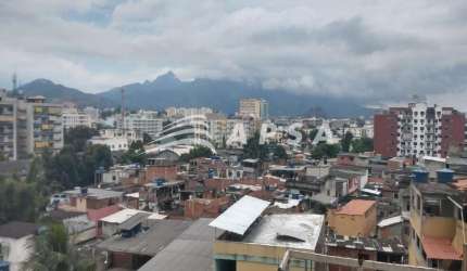 EXCELENTE CONJUNTO DE SALAS COMERCIAL TOTALIZANDO 44M². 1 LOCAÇÃO, 2 BANHEIROS, 2 VAGA DE GARAGEM. C