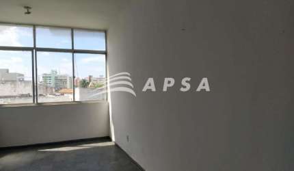 ÓTIMA OPORTUNIDADE SITUADO NO CENTRO (RELÓGIO DE SÃO PEDRO).    SALA COMERCIAL COM 22 M², 1 SALA COM