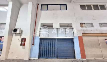 ÓTIMA LOJA DE 60 M²: SENDO LOJA DIVIDIDO EM TRÊS ANDARES, COM COPA /COZINHA, JIRAU , BANHEIRO  E EST