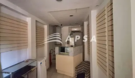 EXCELENTE LOJA PARA LOCAÇÃO, SITUADA NO SHOPPING BARRA GARDEN. O  ESPAÇO POSSUI 46M² E É COMPOSTO PE