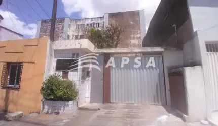 APARTAMENTO VENTILADO COM 03 QUARTOS, SALA, COZINHA , BANHEIRO, GARAGEM  PROX. AO COLEGIO DA POLICIA
