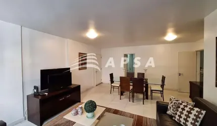 ESTE MARAVILHOSO APARTAMENTO DE 130M², LOCALIZADO NO CORAÇÃO DE IPANEMA, OFERECE UM ESPAÇO AMPLO E E