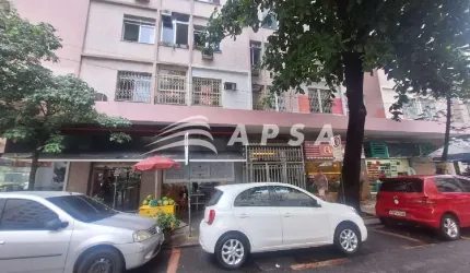 APARTAMENTO NO FLAMENGO, IMAGINE CHEGAR EM CASA E SER RECEBIDO POR UMA SALA ACONCHEGANTE E BEM ILUMI