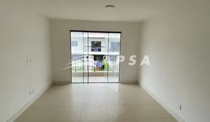 CASA DE CONDOMÍNIO COM 4 QUARTOS PARA ALUGAR EM VARGEM GRANDE. COM 136 M², A PROPRIEDADE ESTÁ DISTRI